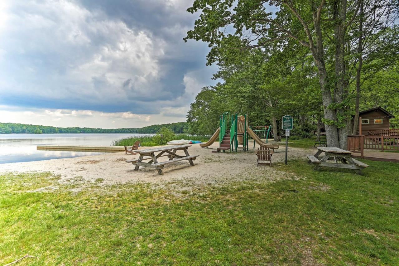 Cozy With Fire Pit In Big Bass Lake! Holiday home *