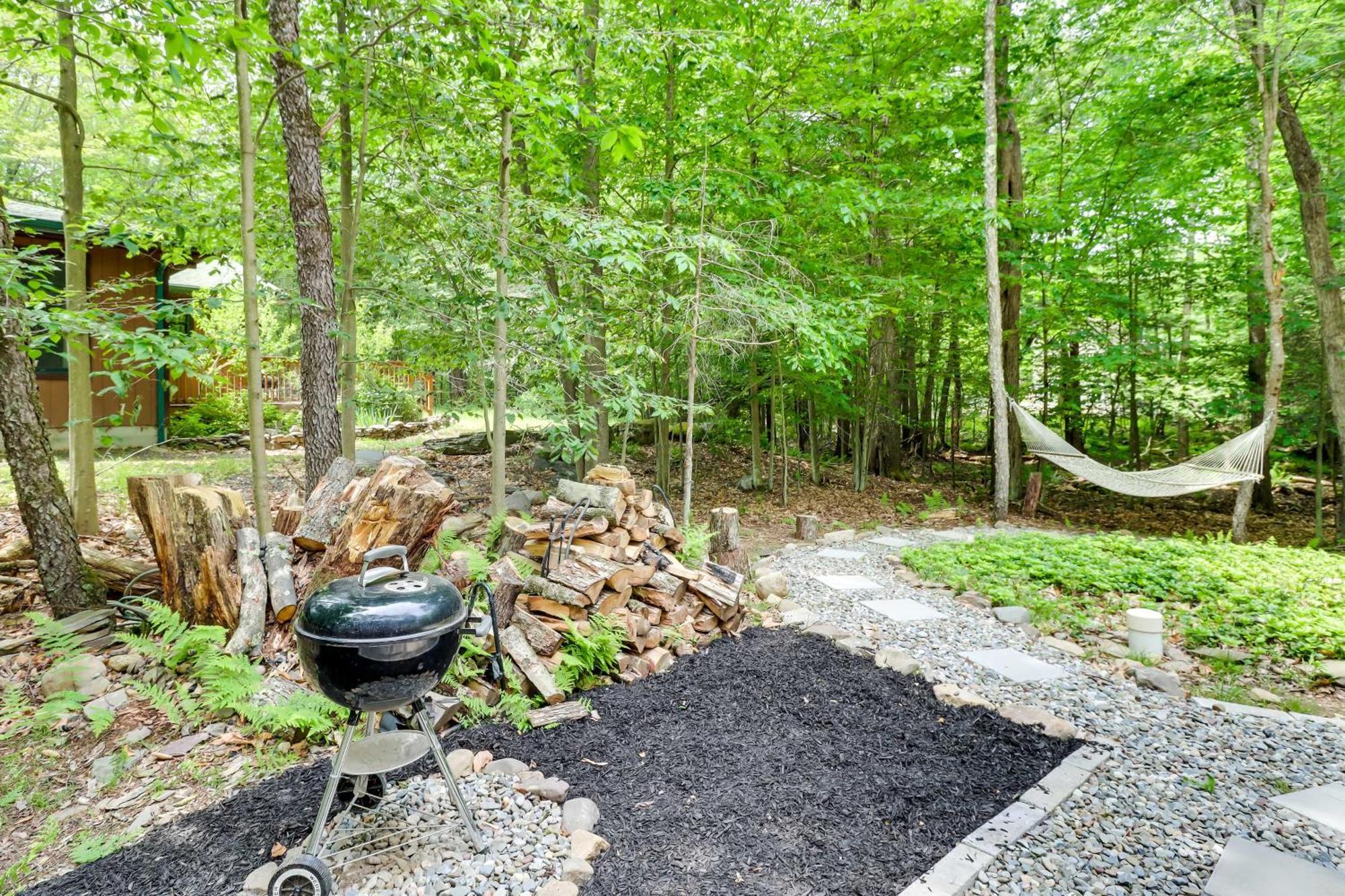 Cozy With Fire Pit In Big Bass Lake! Holiday home